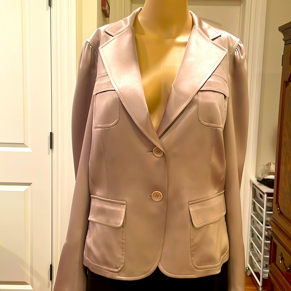 Trendy DKNY Jacket with Lapel Size 10 (100% Silk) Lined